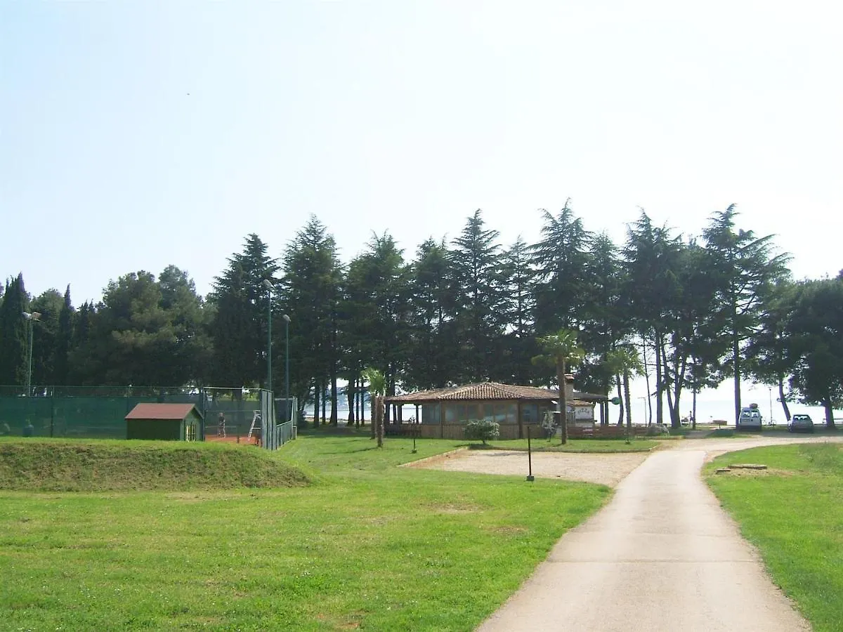 Laura A2, 5 Minutes Of Walking To The Beach Apartment Novigrad